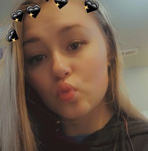 Meet your Posher, Abigail